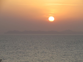 久し振りの夕日は椛島