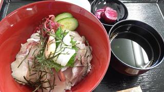 お昼は・・・